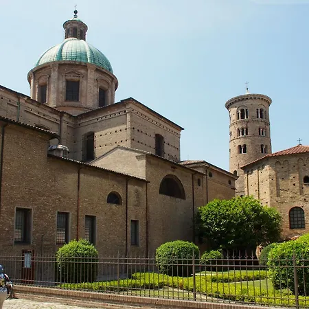 Via Pascoli Llido Degli Estensi