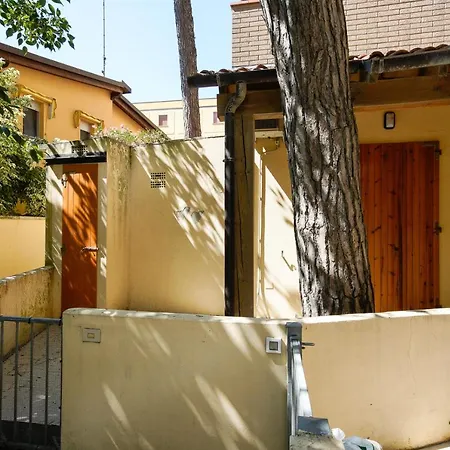 Via Pascoli Llido Degli Estensi